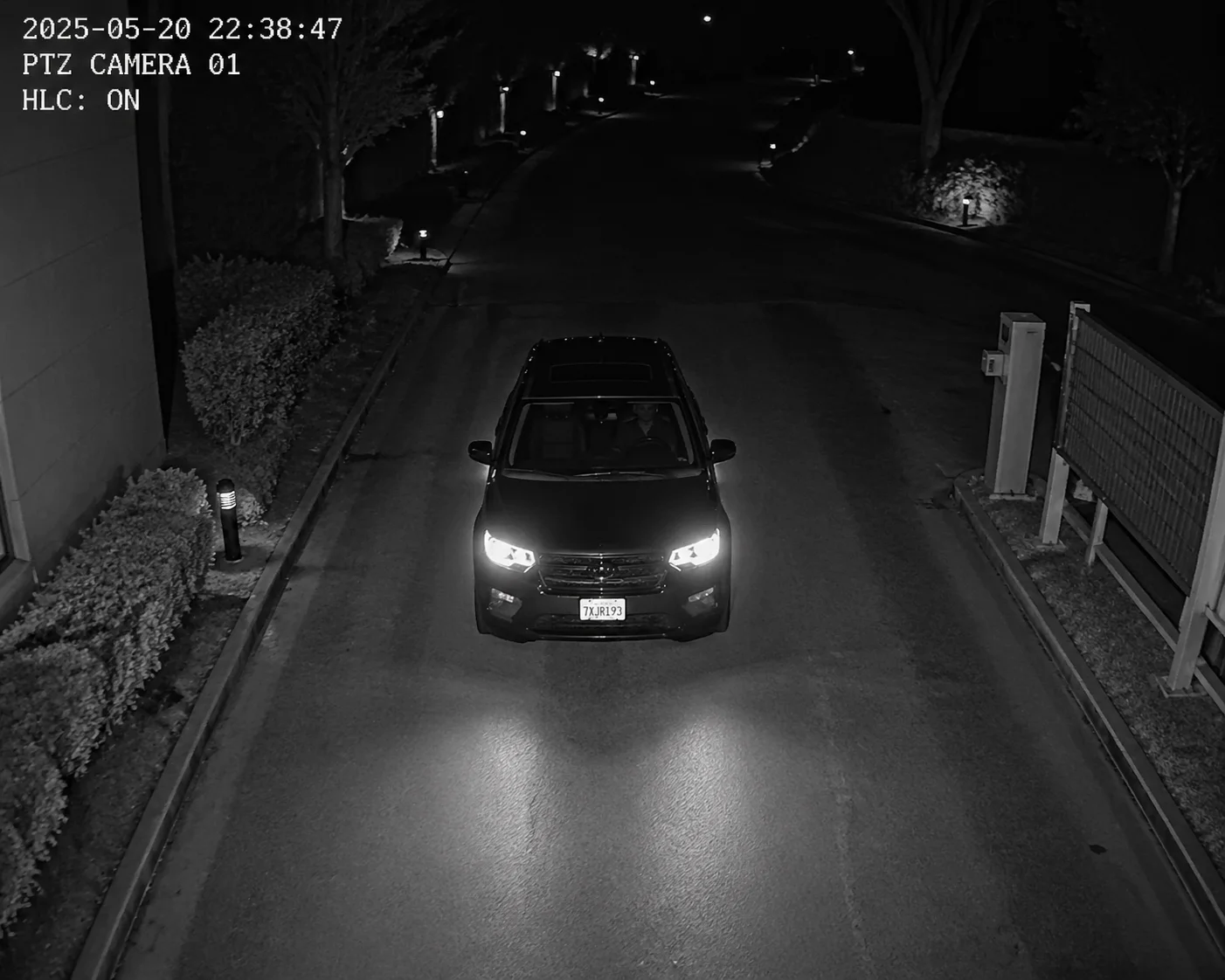 HLC headlight suppression for nighttime license plate capture